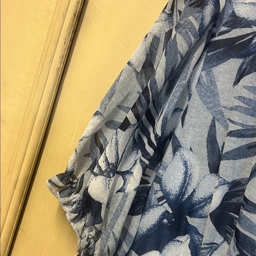 Floral Blue Maxi Dress - Picture 7 of 8